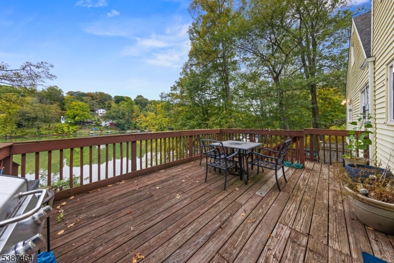 Pleasant Valley Lake - Residential Lease