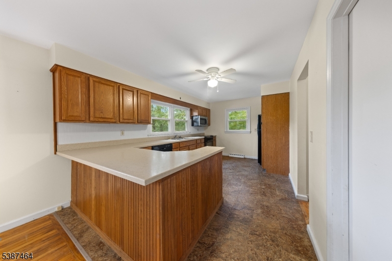 Pleasant Valley Lake - Residential Lease