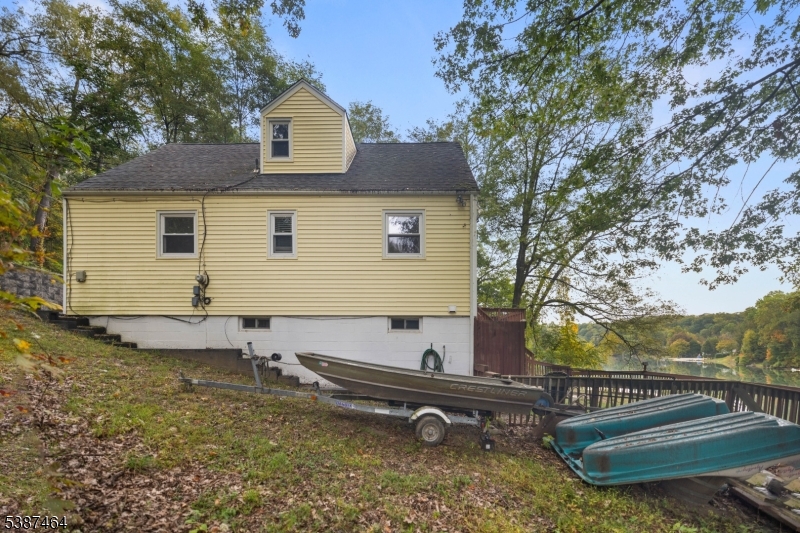 Pleasant Valley Lake - Residential Lease