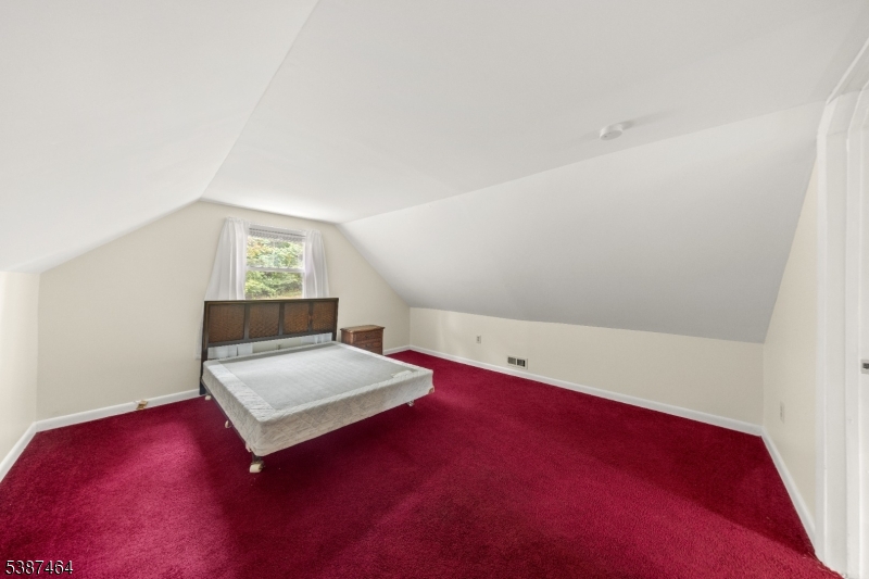 Pleasant Valley Lake - Residential Lease