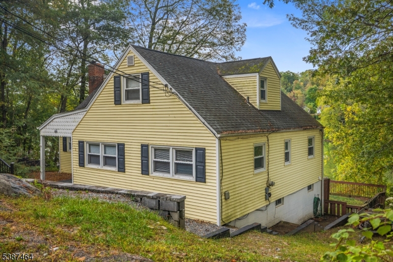 Pleasant Valley Lake - Residential Lease