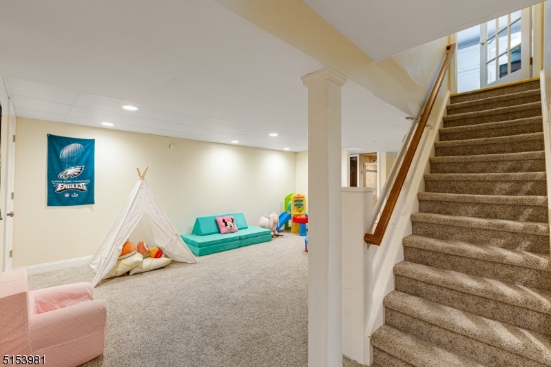 Rolling Hills - Residential