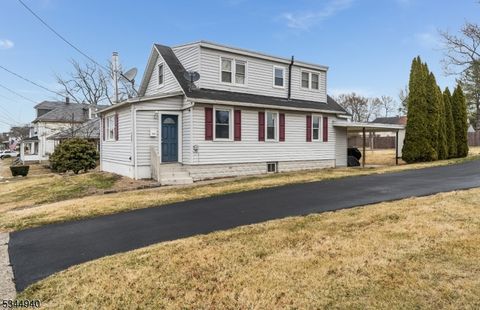 831 Columbus Ave, Phillipsburg Town, NJ 08865 - #: 3951520