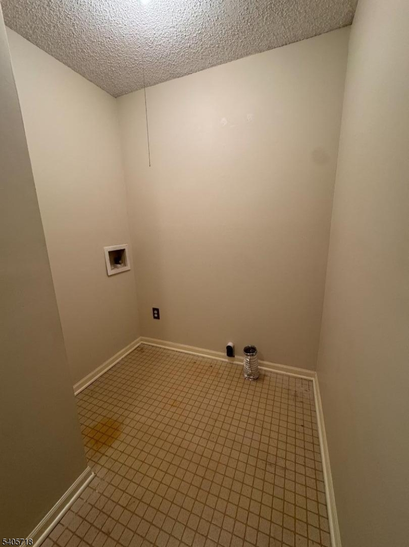 Heritage Lakes at the Quarr - Residential Lease