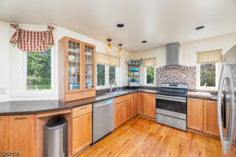 Vernon Twp., New Jersey 07418, United States, 4 Bedrooms Bedrooms, ,3 BathroomsBathrooms,Residential,Coming Soon,165379