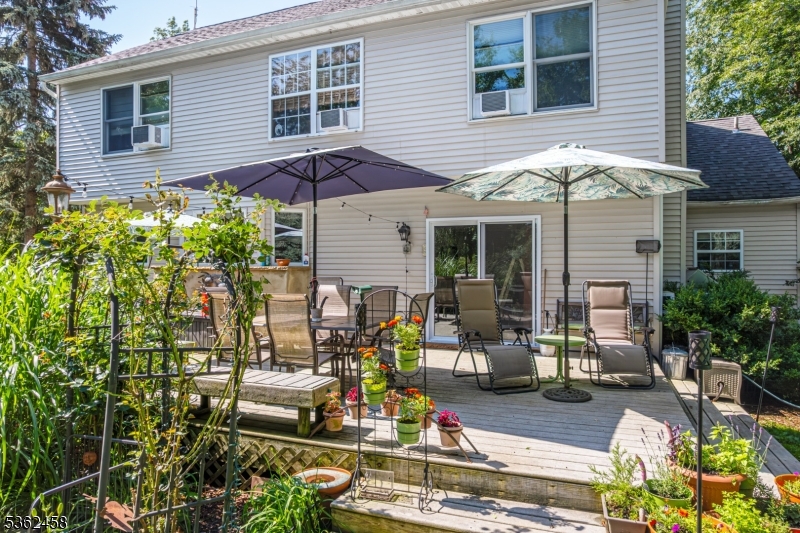 Vernon Twp., New Jersey 07418, United States, 4 Bedrooms Bedrooms, ,3 BathroomsBathrooms,Residential,Coming Soon,165379