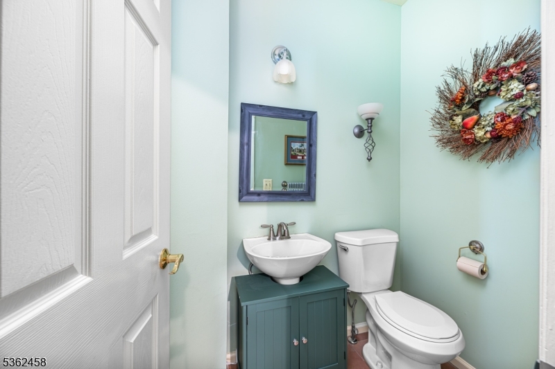 Vernon Twp., New Jersey 07418, United States, 4 Bedrooms Bedrooms, ,3 BathroomsBathrooms,Residential,Coming Soon,165379