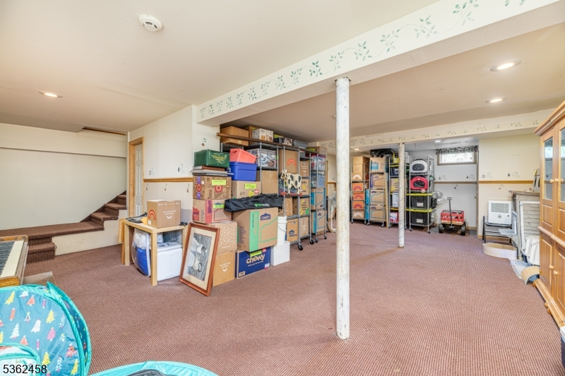 Vernon Twp., New Jersey 07418, United States, 4 Bedrooms Bedrooms, ,3 BathroomsBathrooms,Residential,Coming Soon,165379