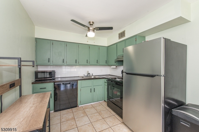 Stonegate Village - Residential