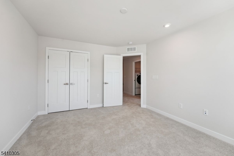 Promanade at Somerset - Residential