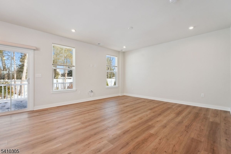 Promanade at Somerset - Residential