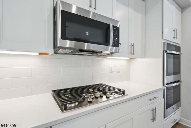 Promanade at Somerset - Residential