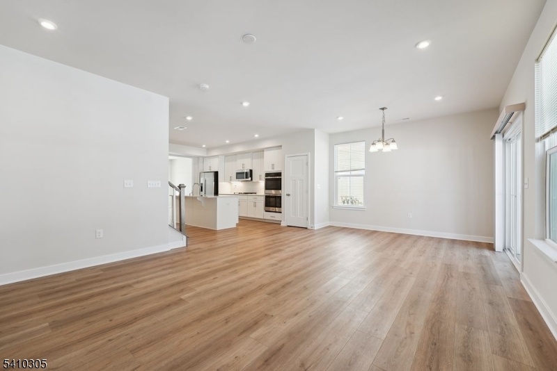 Promanade at Somerset - Residential