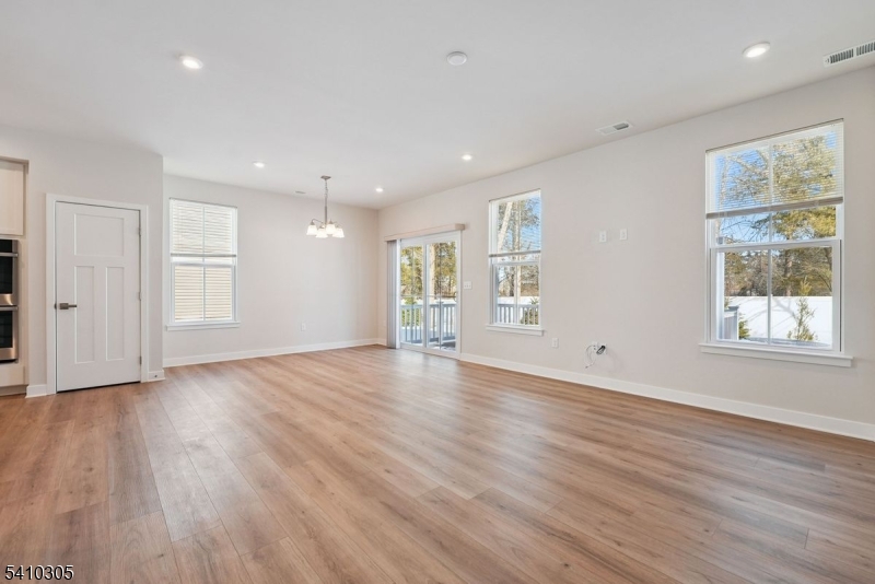 Promanade at Somerset - Residential