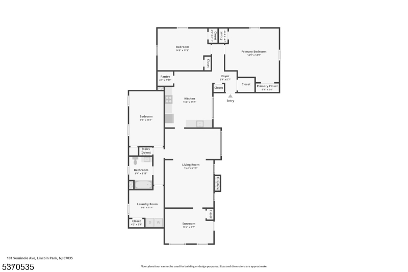 Main image without alt text