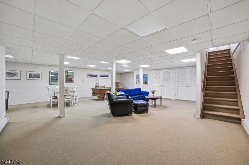 Moore Estate - Residential