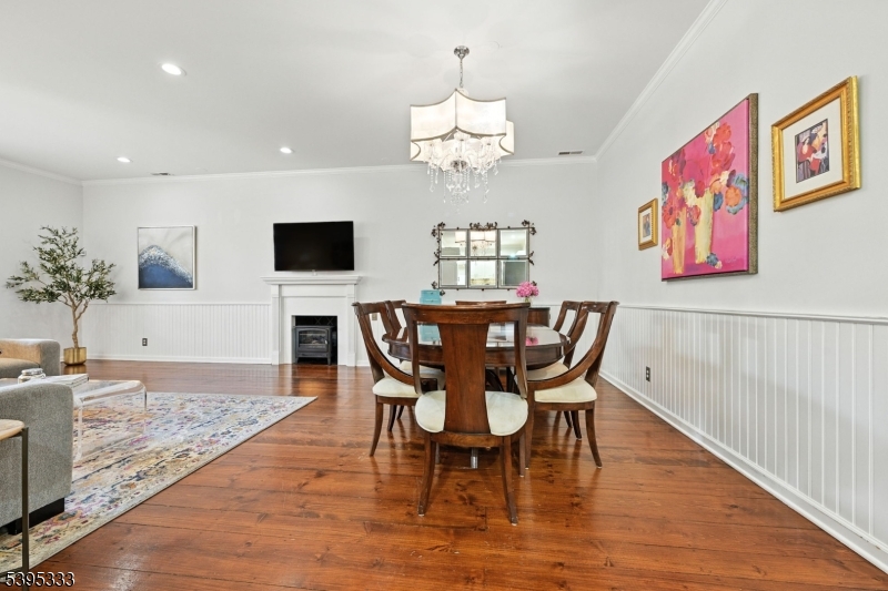 Murray Hill Square - Residential