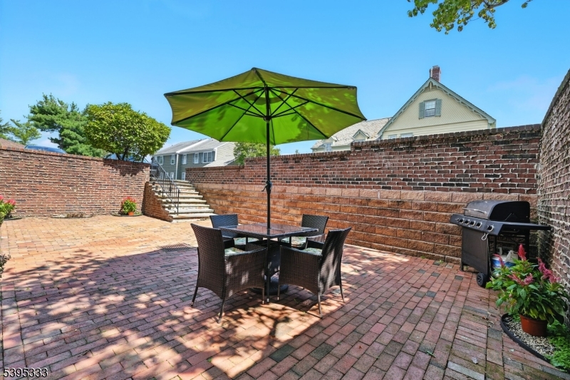 Murray Hill Square - Residential