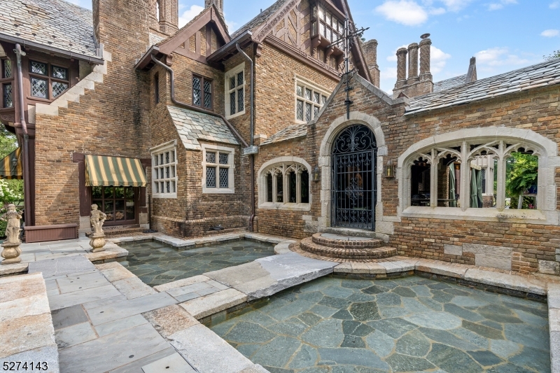 Convent Station - Residential