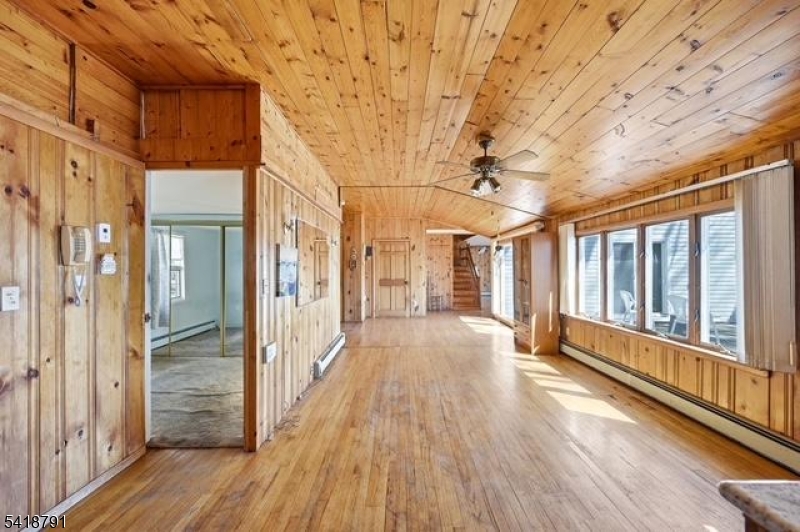 Crandon Lakes - Residential