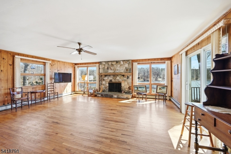 Crandon Lakes - Residential