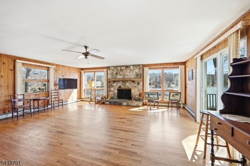 Crandon Lakes - Residential