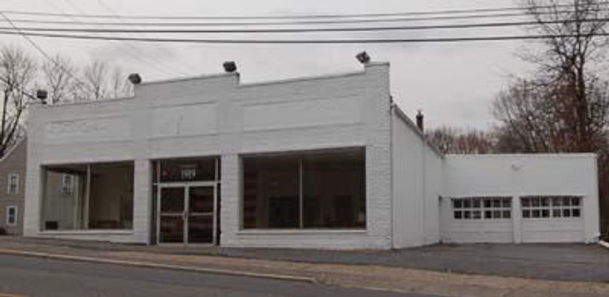 Amazing opportunity to lease a high visibility retail space in a new construction building in downtown Orange, NJ! This is the only retail space in the 126 unit apartment building which will give you direct access to an estimated 300 residents and employees plus countless walking traffic. Available is a two floor retail space consisting of 1,500sf on the ground floor with stairs (to be built) leading to an additional 1,200sf on the 2nd floor which is perfect for additional seating or a second concept. The retail space has an entrance from Main Street and a 2nd entrance from inside the apartment building. Don't miss this opportunity to be the newest business in Orange's newest luxury apartment building!