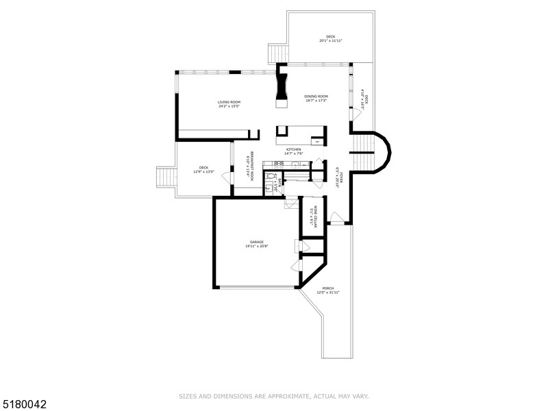 Main image without alt text