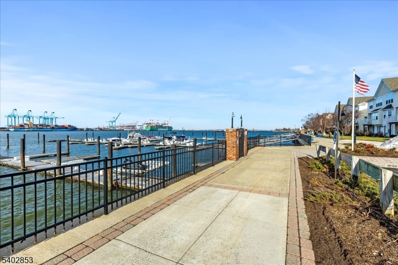 Boatworks - Residential