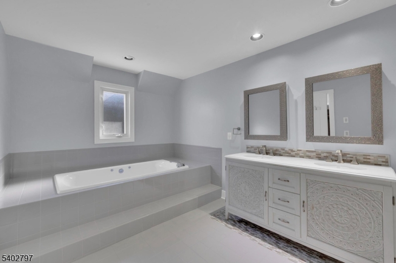 The Summit - Residential