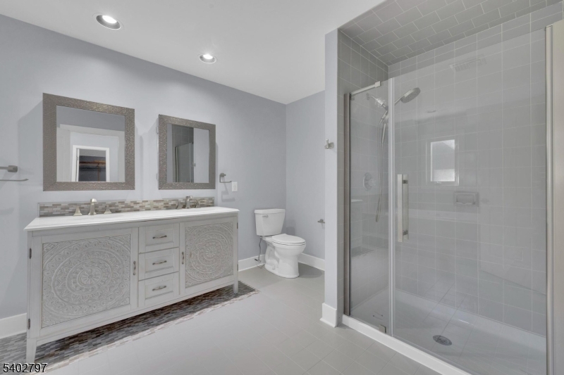 The Summit - Residential