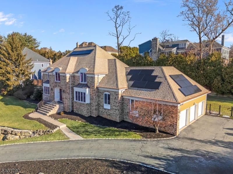 The Summit - Residential