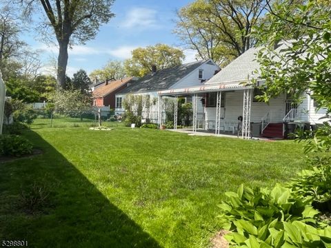 8 Webster St, Irvington Twp., NJ 07111 - #: 3911631