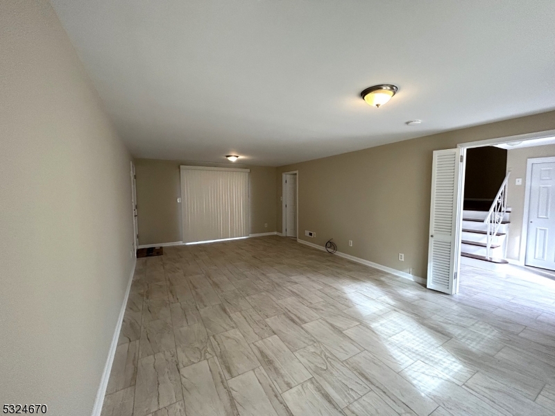 glen park - Residential Lease