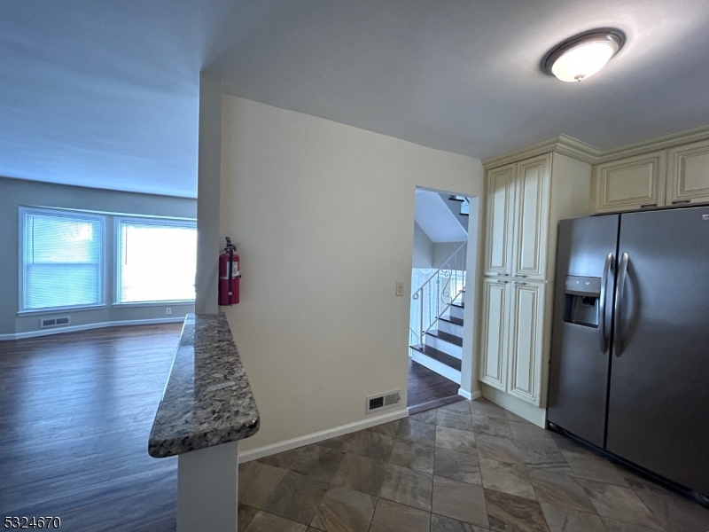 glen park - Residential Lease