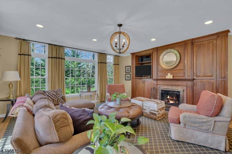 Upper Washington - Residential