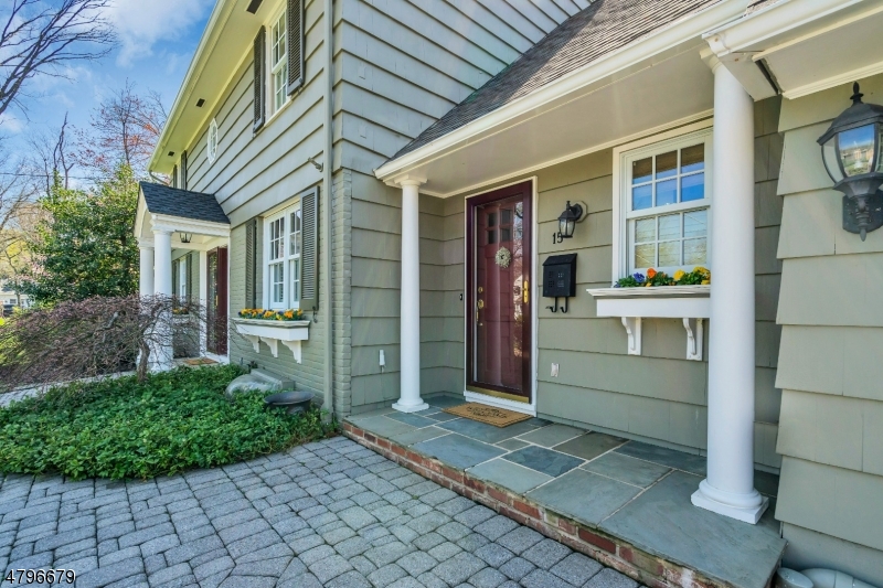 Upper Washington - Residential