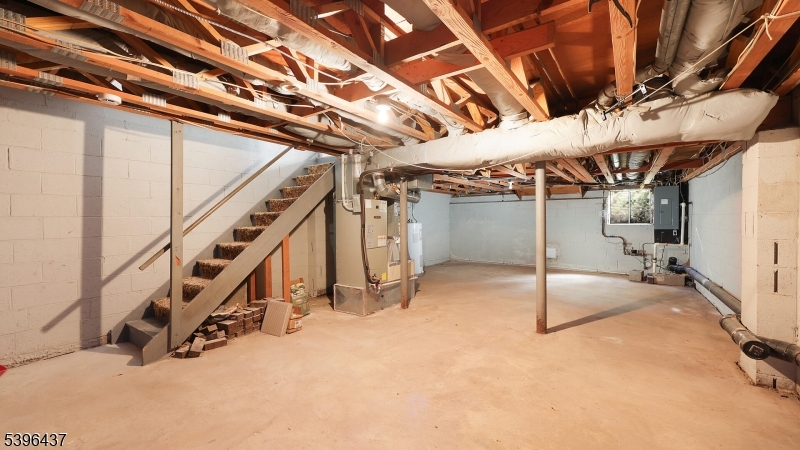 Williamsburg Square - Residential