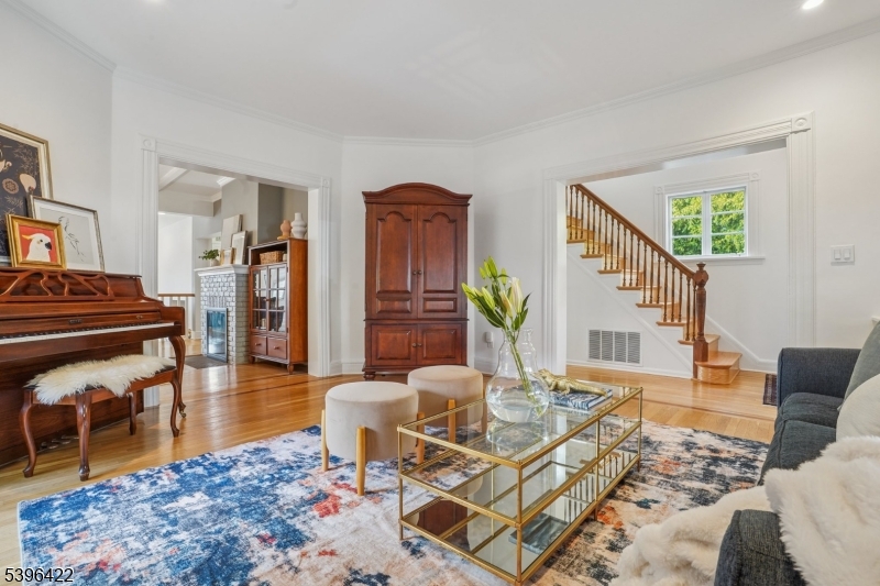 Upper Wyoming - Residential