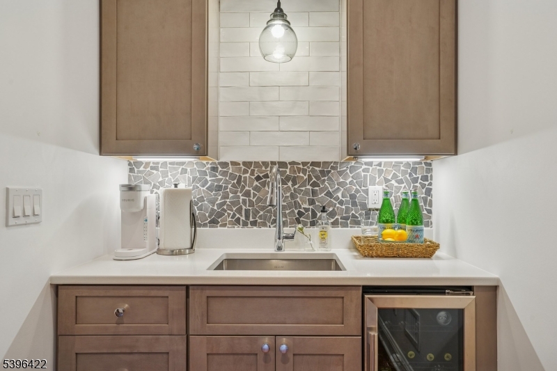 Upper Wyoming - Residential