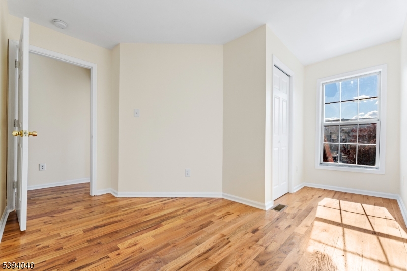 LINCOLN ESTATES - Residential