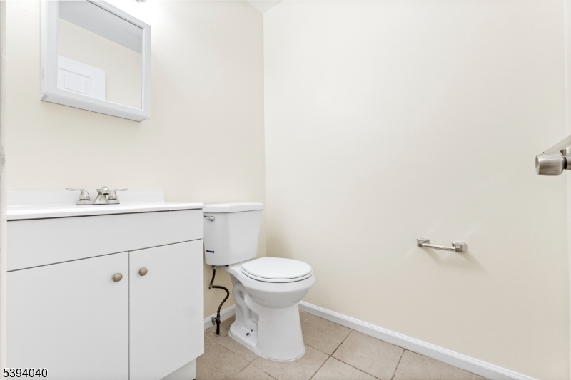 LINCOLN ESTATES - Residential