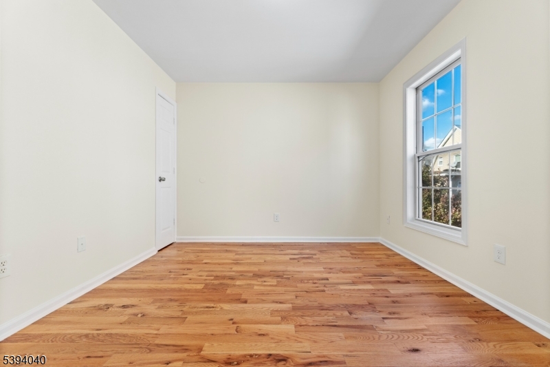 LINCOLN ESTATES - Residential