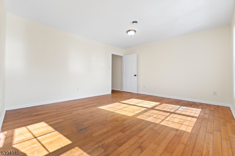 LINCOLN ESTATES - Residential