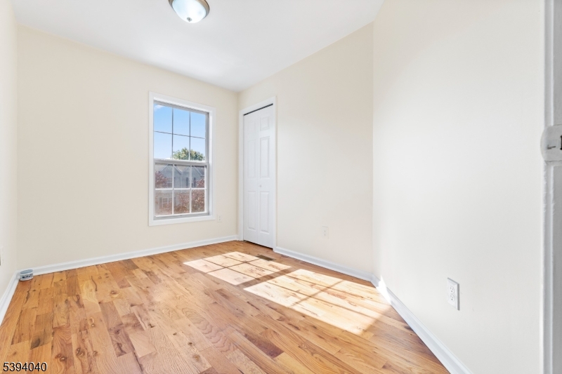 LINCOLN ESTATES - Residential