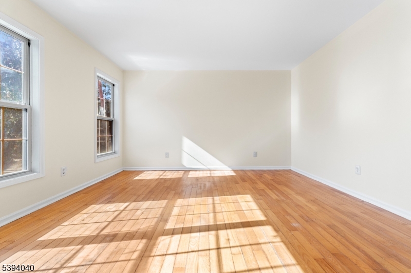 LINCOLN ESTATES - Residential