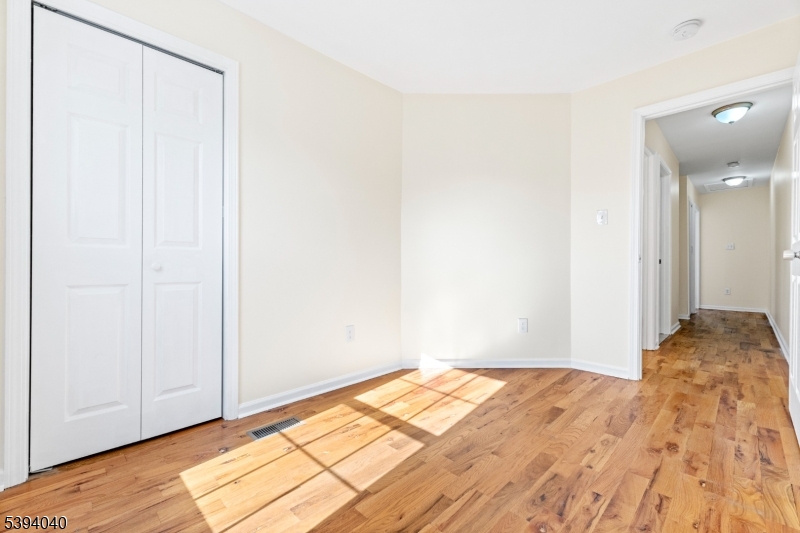 LINCOLN ESTATES - Residential