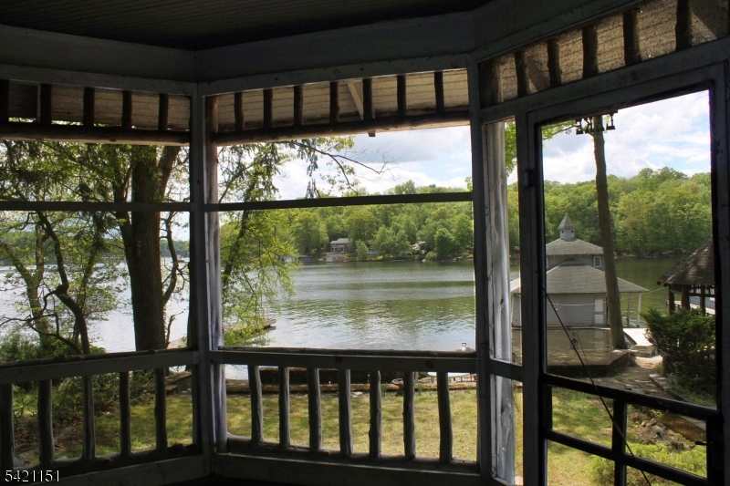 Lake Hopatcong lake front - Residential