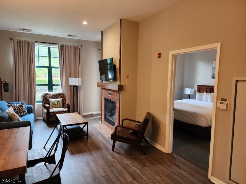 Mountain Creek,Appalachian - Residential