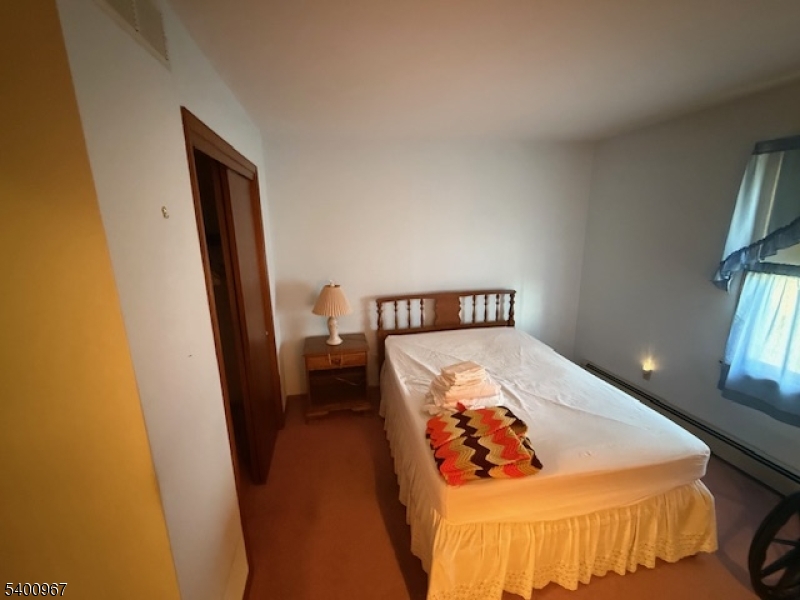 condo/townhouse/apt - Residential